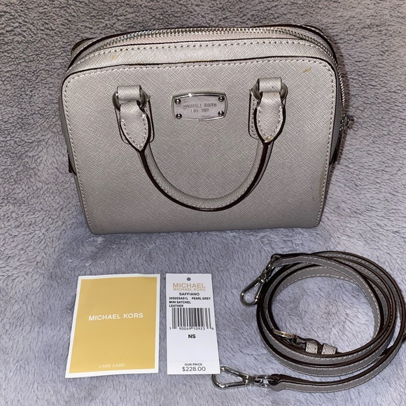 Michael Kors gray handbag/crossbody - Picture 1 of 7